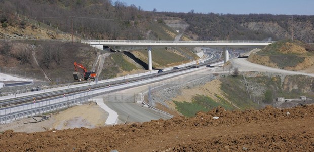 Εντός χρονοδιαγράμματος τα έργα στο βόρειο τμήμα του Ε65 